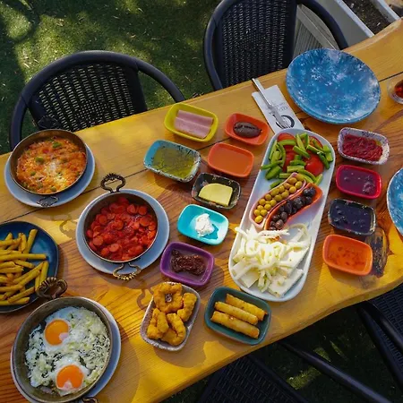 Hotel Qcunda Ayvalı