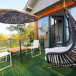 Qcunda Hotel *