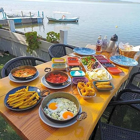 Qcunda 酒店 Ayvalı