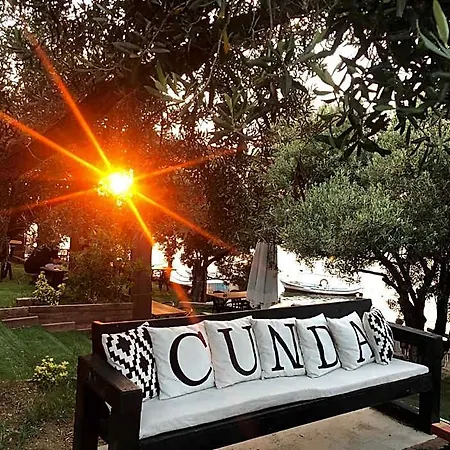酒店 Qcunda